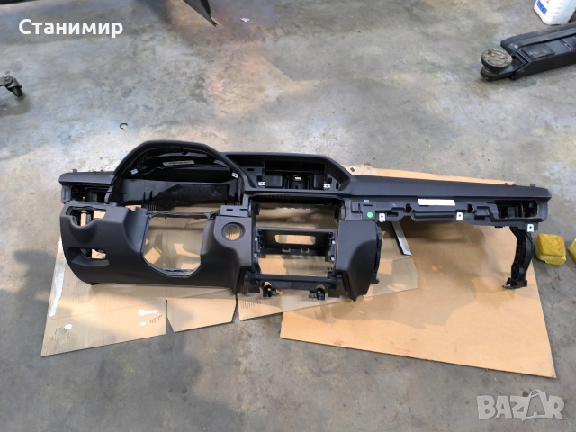 Арматурно Табло W212 Мерцедес 