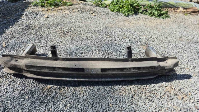 Греда основа задна броня osnova greda zadna bronq Ауди А4 Б6 комби Audi A4 kombi B6