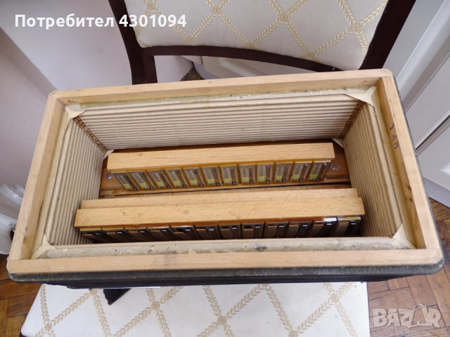 Мех за акордеон Weltmeister Stella 40 баса, снимка 8 - Акордеони - 53787619