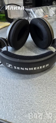 Слушалки Sennheiser HD518 като нови, снимка 2 - Слушалки и портативни колонки - 50740501
