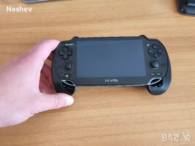 PS vita case- джойстик, снимка 3 - PlayStation конзоли - 48855963