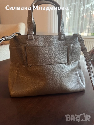 Дамска чанта Armani Exchange, снимка 3 - Чанти - 52095101