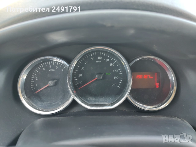 Dacia Sandero 1.5 dci, 2015, снимка 10 - Автомобили и джипове - 52053445