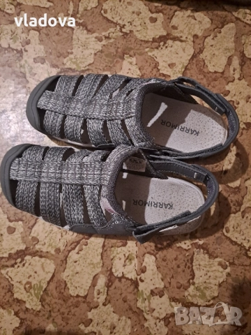 Дамски отворени обувки от Англия номер 38