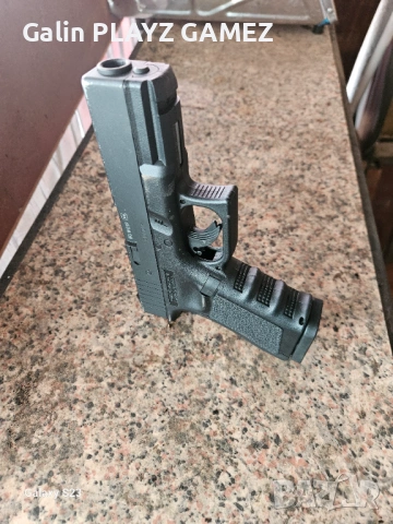 Продавам въздушен пистолет , снимка 7 - Въздушно оръжие - 53396717