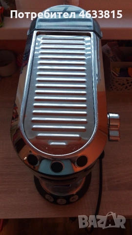 Кафемашина Делонги Дедика подарък Кафе 250гр., снимка 8 - Кафемашини - 52425992