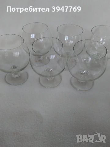 6 стъклени чаши за коняк 