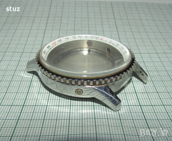 Каса със стъкло за мъжки часовник , снимка 4 - Антикварни и старинни предмети - 54235576