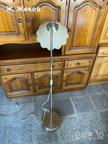 Елегантна подова лампа, снимка 4 - Лампиони - 53833321