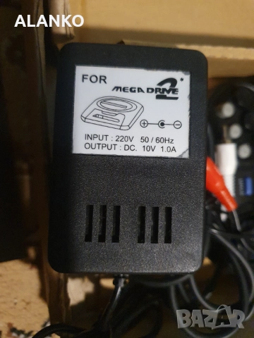 Оригинална Sega Mega Drive 2 Japan MK-1631-07 Пълен комплект, снимка 7 - Други игри и конзоли - 52921826