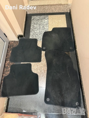 Оригинални стелки за Q7