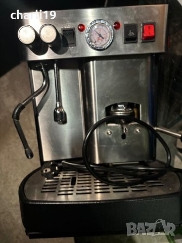 Отлична кафе машина La Piccola, снимка 7 - Кафемашини - 45864529