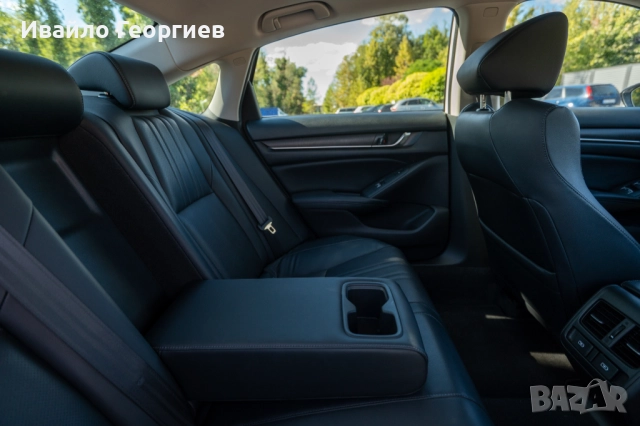 2018 Honda Accord 2.0 Touring 10AT, снимка 15 - Автомобили и джипове - 51849462