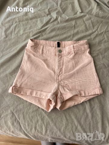 Дамски къси панталони, снимка 1 - Къси панталони и бермуди - 46333006
