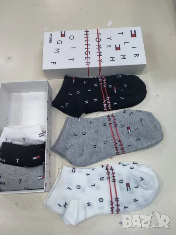 чорапи в кутия fendi Victoria's secrets nike calvin klein , снимка 11 - Дамски чорапи - 51295129