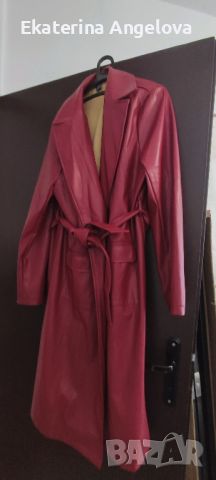 Червено дълго кожено палто бордо, размер ХХЛ XXL без подплата, снимка 1 - Палта, манта - 45647141