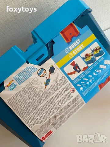 Игрален комплект в кутия - Hot Wheels писта за каскади, снимка 13 - Коли, камиони, мотори, писти - 46265079