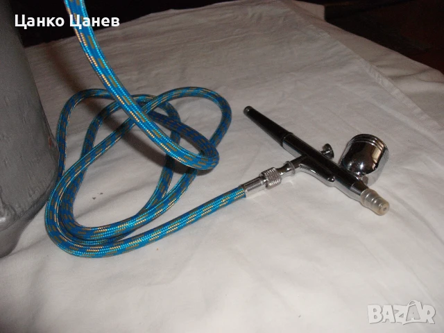 Продавам бутилка за згъстен въздух, пригодена за аерограф, снимка 3 - Други инструменти - 51234345