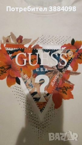 Дамска тениска Guess размер М, снимка 2 - Тениски - 51631091