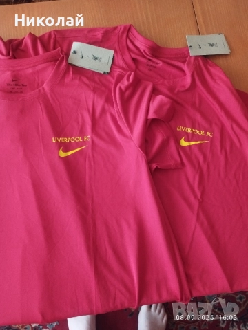 Тениски с логото на Ливърпул