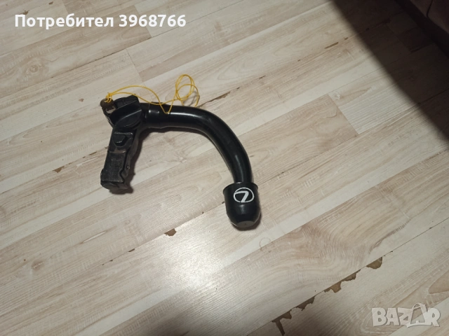 Оригинален нов теглич за Лексус, снимка 2 - Части - 53741892