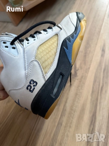 Оригинални кожени маратонки Air Jordan 5 x A Ma ! 38,5 н, снимка 11 - Маратонки - 50925203