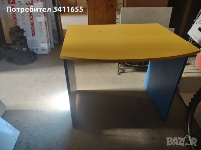 Продавам бюро и скрин, снимка 6 - Бюра - 51296519