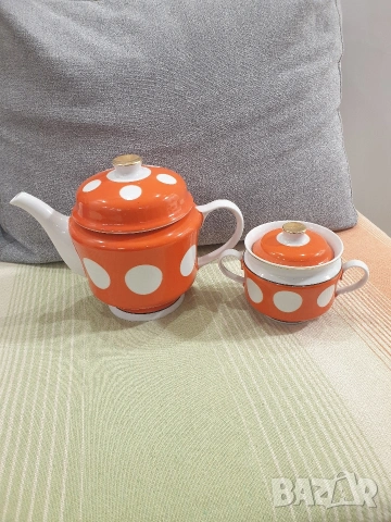Руски порцелан чайник и захарница, снимка 8 - Сервизи - 53297871