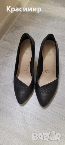 Дамски обувки Clarks Естествена кожа N38 , снимка 3 - Дамски ежедневни обувки - 52716707