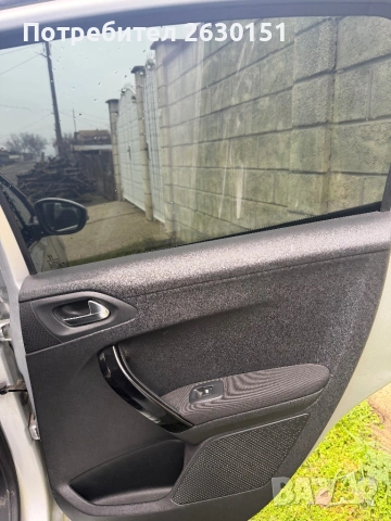 Продавам Пежо 208, снимка 9 - Автомобили и джипове - 53399050