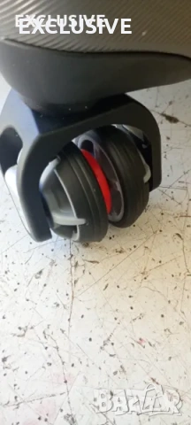 	НОВ Бизнес куфар Самсонайт нов с ЮСБ -30% от цената!, снимка 9 - Куфари - 53855033