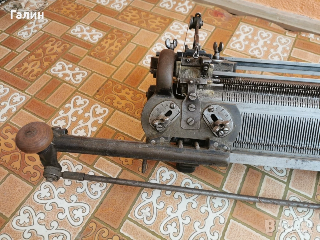 Плетачна машина за ръчно плетене, снимка 4 - Антикварни и старинни предмети - 53623108