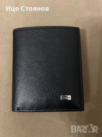 Малък мъжки портфейл