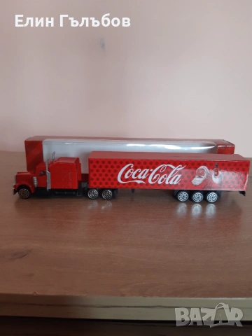 Колекция камиончета на Coca-Cola от 2025/26та год.Чисто нови, снимка 9 - Колекции - 53487134