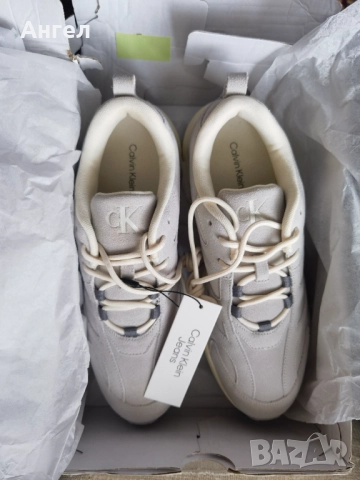 Нови маркови маратонки Calvin Klein Jeans Retro Tennis Low Mg Mix велур 43, снимка 2 - Маратонки - 52096407
