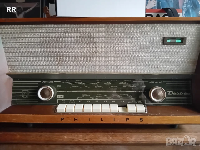PHILIPS B3A 23A/00 DESIREE, снимка 2 - Радиокасетофони, транзистори - 50577066
