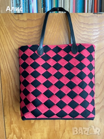 Класика Червено и Черно