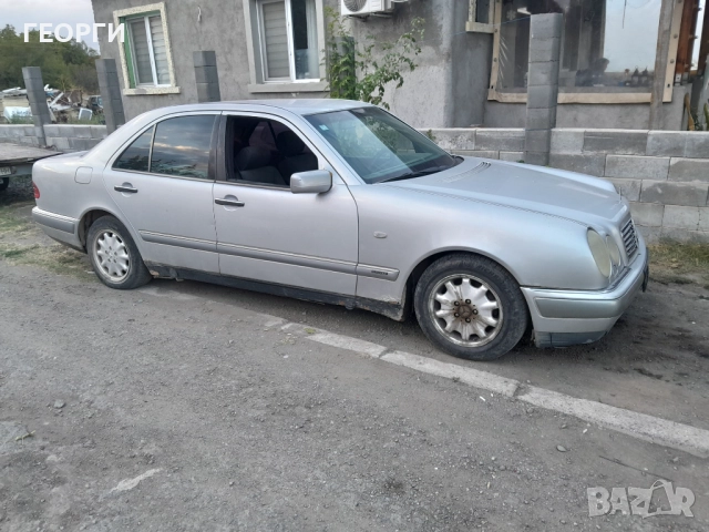 Mercedes e290, снимка 8 - Автомобили и джипове - 29530377