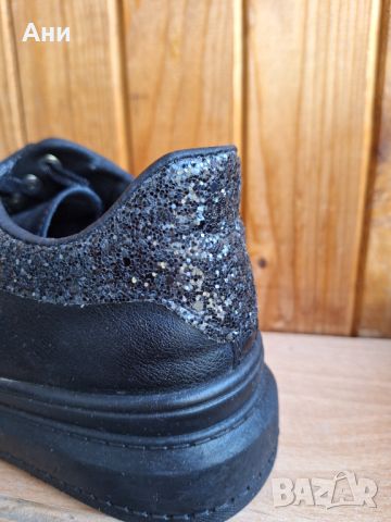 Tendenz черни сникърси с блестящи връзки , снимка 6 - Дамски ежедневни обувки - 46413222