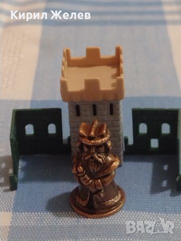 Метална фигура играчка KINDER SURPRISE Крал с Кралство за КОЛЕКЦИОНЕРИ 23334, снимка 1 - Колекции - 45467579