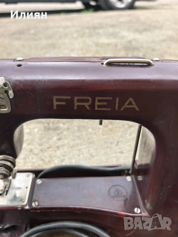 Шевна машина, снимка 3 - Антикварни и старинни предмети - 54286724