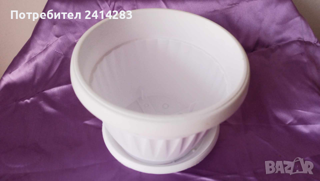 Пластмасова саксия с чинийка за цветя , снимка 3 - Саксии и кашпи - 44967698