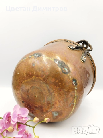 Голямо холандско медно , ковано котле, снимка 5 - Антикварни и старинни предмети - 51570392