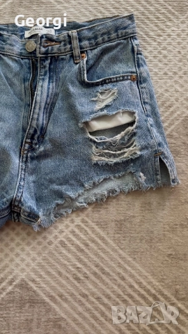 Дънкови къси панталони Pull&Bear, снимка 2 - Дънки - 51576571