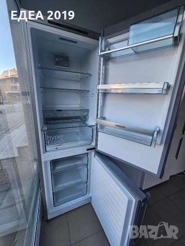Хладилник с фризер Siemens, снимка 4 - Хладилници - 52738418