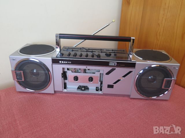 Sanyo Cubic Stereo M-7735 1985 ,Japan, снимка 14 - Радиокасетофони, транзистори - 46306028