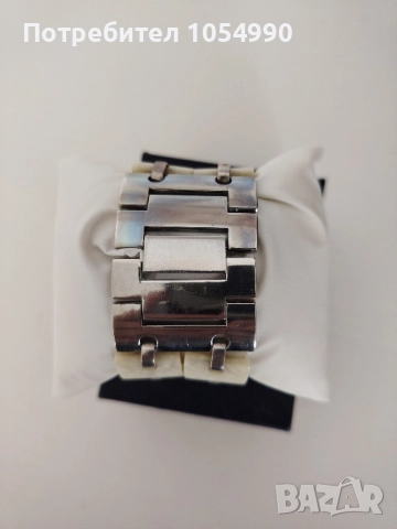 Дамски часовник Hillard&Hanson, снимка 5 - Дамски - 52028112