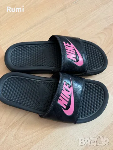 Оригинални чехли Nike Benassi JDI! 35,5 н, снимка 4 - Чехли - 46945816