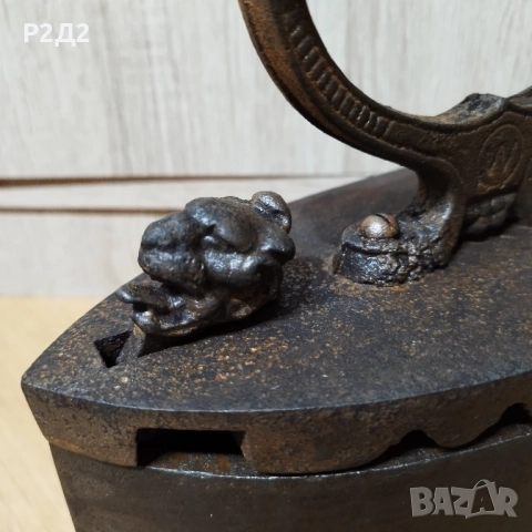 стара ютия на жар с лъвска глава , снимка 2 - Антикварни и старинни предмети - 52505600