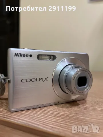 Фотоапарат Nikon Coolpix, снимка 1 - Фотоапарати - 49548165